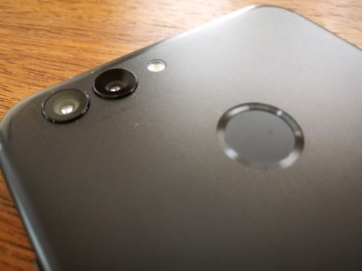 Huawei nova 2 Test Back Kamera Dual Lense