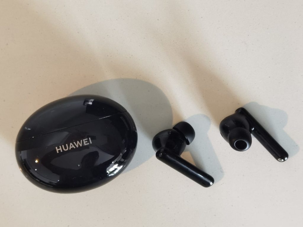 HUAWEI FreeBuds 4i Test - Ladecase -Kopfhörer