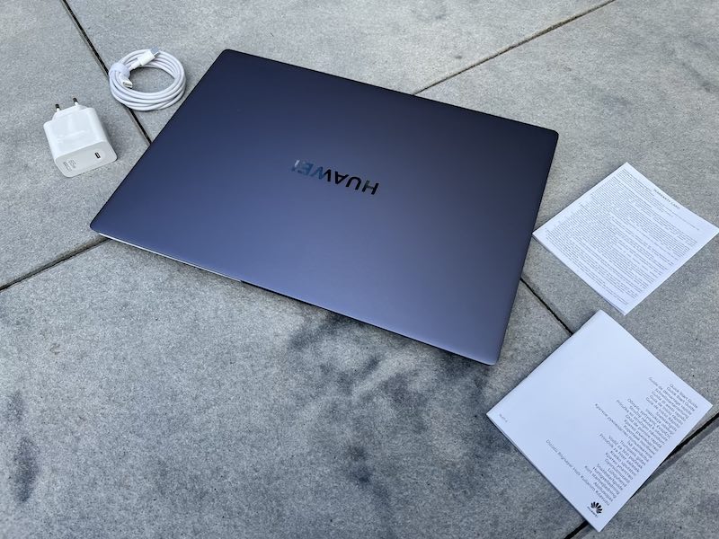 HUAWEI MateBook D16 (2022) im Test - Rückkehr zu Intel 2 HUAWEI MateBook D16 (2022) Unboxing