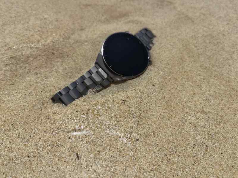 Mit der HUAWEI Watch GT 3 Pro Tauchen und Schwimmen im Meer 8 HUAWEI Watch GT 3 Pro Tauchen