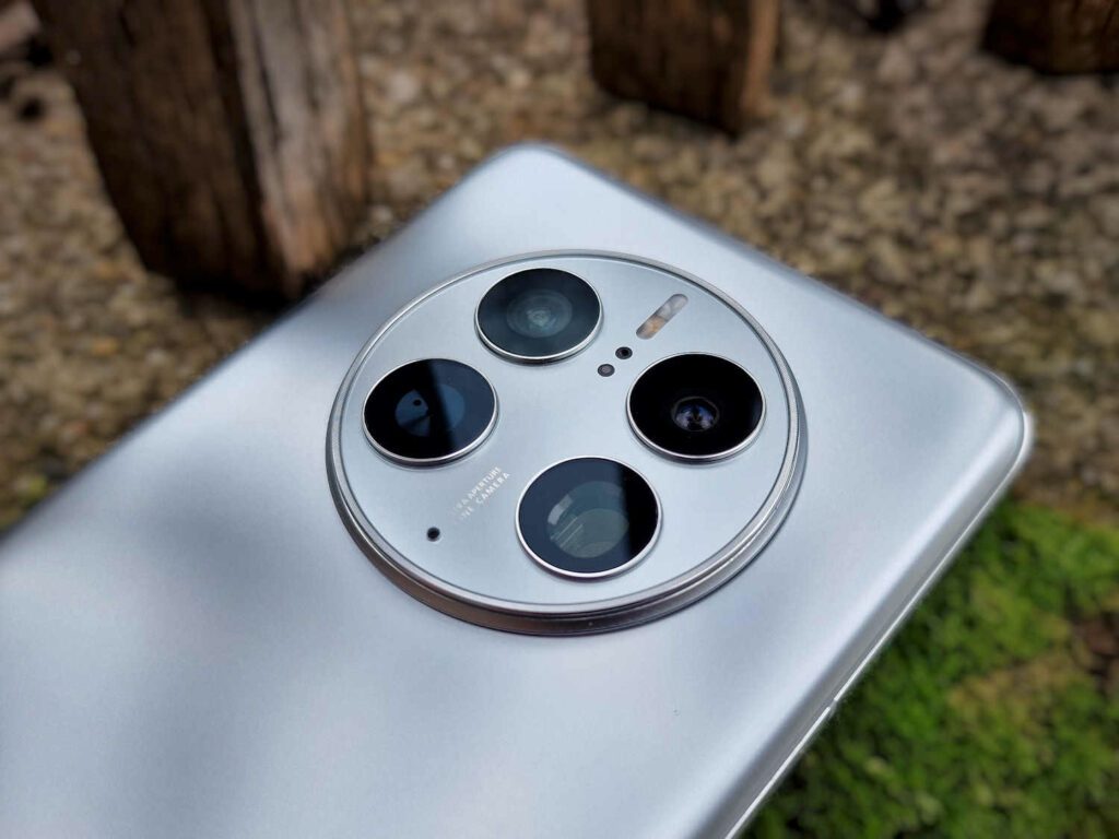 Kameravergleich - HUAWEI Mate 50 Pro vs. HUAWEI P50 Pro 2 HUAWEI Mate 50 Pro Kamera