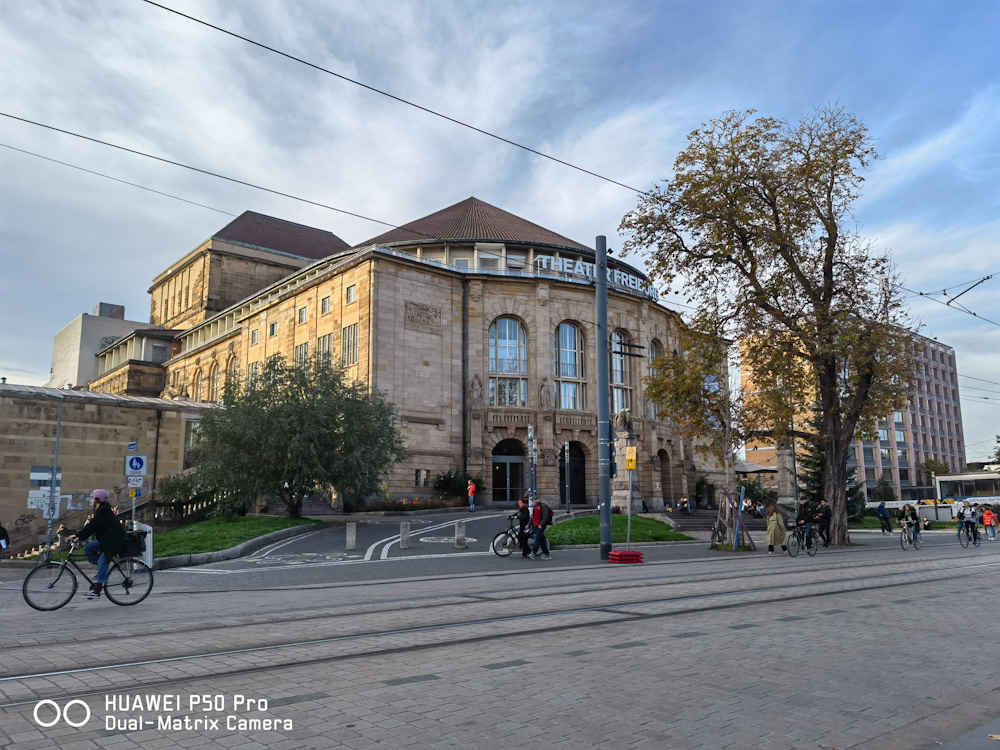 Kameravergleich - HUAWEI Mate 50 Pro vs. HUAWEI P50 Pro 10 HUAWEI P50 Pro Hauptkamera 2