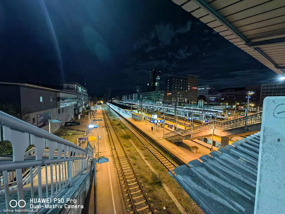 Kameravergleich - HUAWEI Mate 50 Pro vs. HUAWEI P50 Pro 45 HUAWEI P50 Pro Ultraweitwinkel Kamera 6