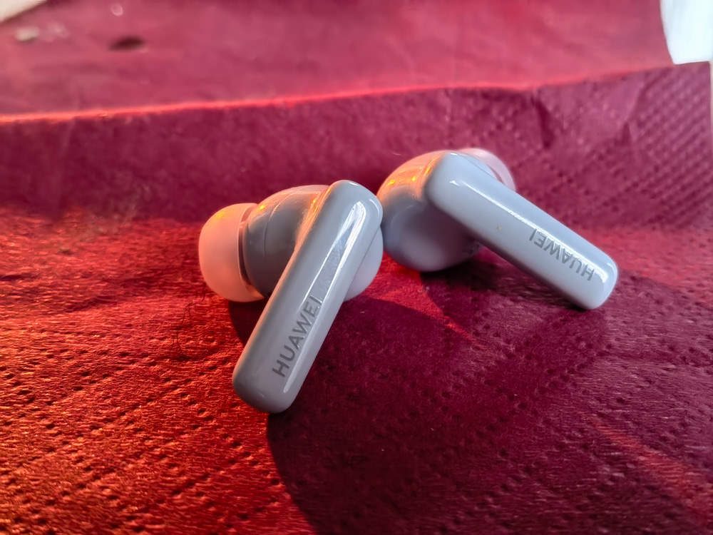 HUAWEI FreeBuds 5i Test - Überzeugendes Gesamtpaket für unter 100 Euro 8 HUAWEI FreeBuds 5i Design 2