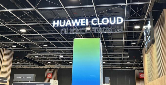 HUAWEI Cloud HCE23 Titelbild